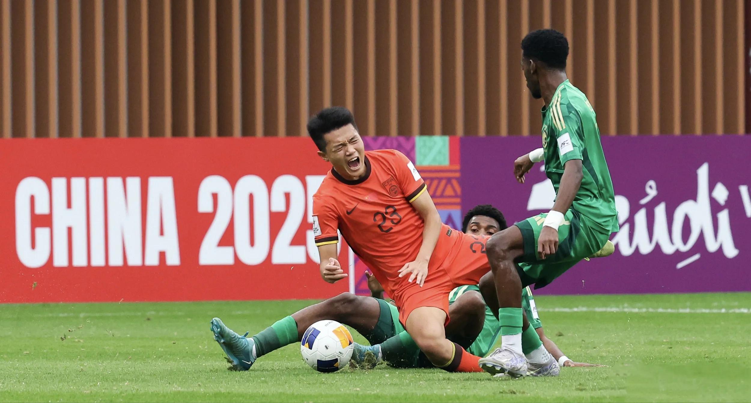 赛地聚焦:意甲赛前热度飙升,上海海港绝杀压哨,话题不断,轮换策略成焦点的简单介绍 赛地聚焦:意甲赛前热度飙升,上海海港绝杀压哨,话题不断,轮换策略成焦点的简单介绍